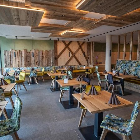 Lanzenschuster Hotel Сан Дженезио Атезино Екстериор снимка