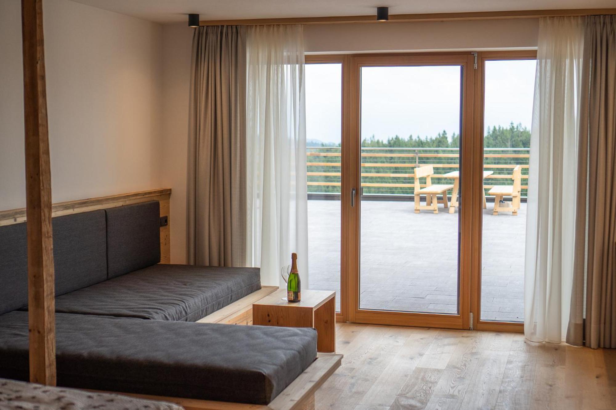 Lanzenschuster Hotel Сан Дженезио Атезино Екстериор снимка