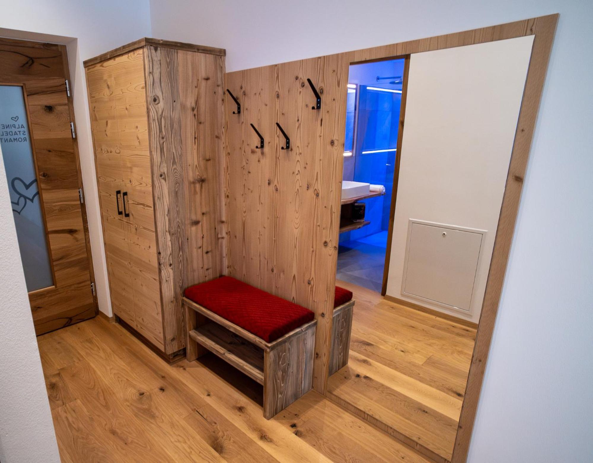 Lanzenschuster Hotel Сан Дженезио Атезино Екстериор снимка