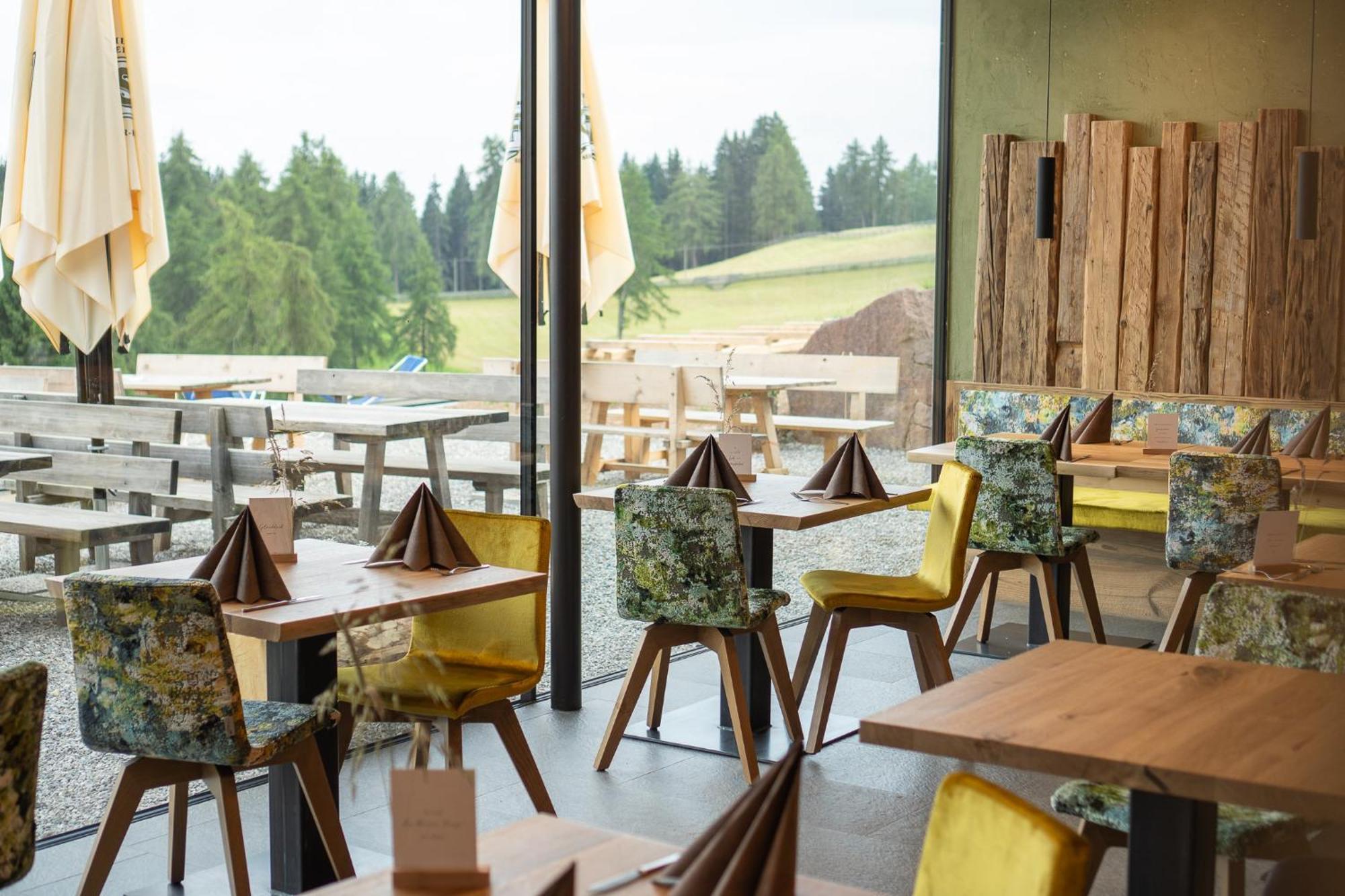 Lanzenschuster Hotel Сан Дженезио Атезино Екстериор снимка